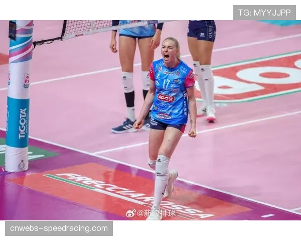 意甲女排半决赛首回合，斯坎坎坎迪亚3-2险胜诺瓦拉